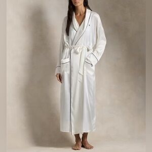 RALPH LAUREN Stretch Silk Robe